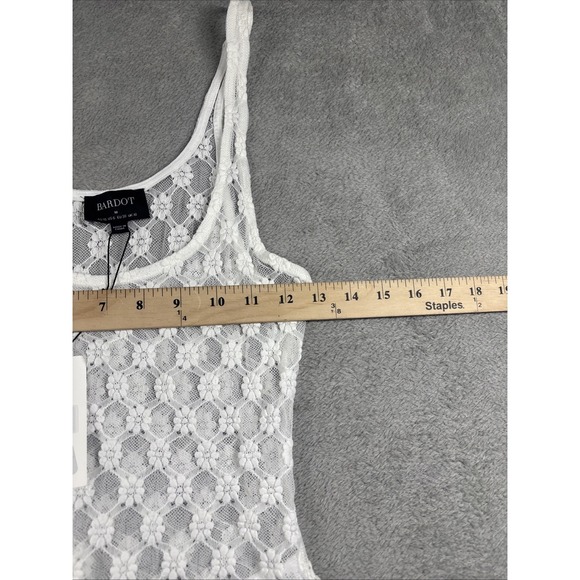 BARDOT Top White Lace Floral Sheer Bodysuit Snap Button Mock Neck Women M NWT - Picture 7 of 12